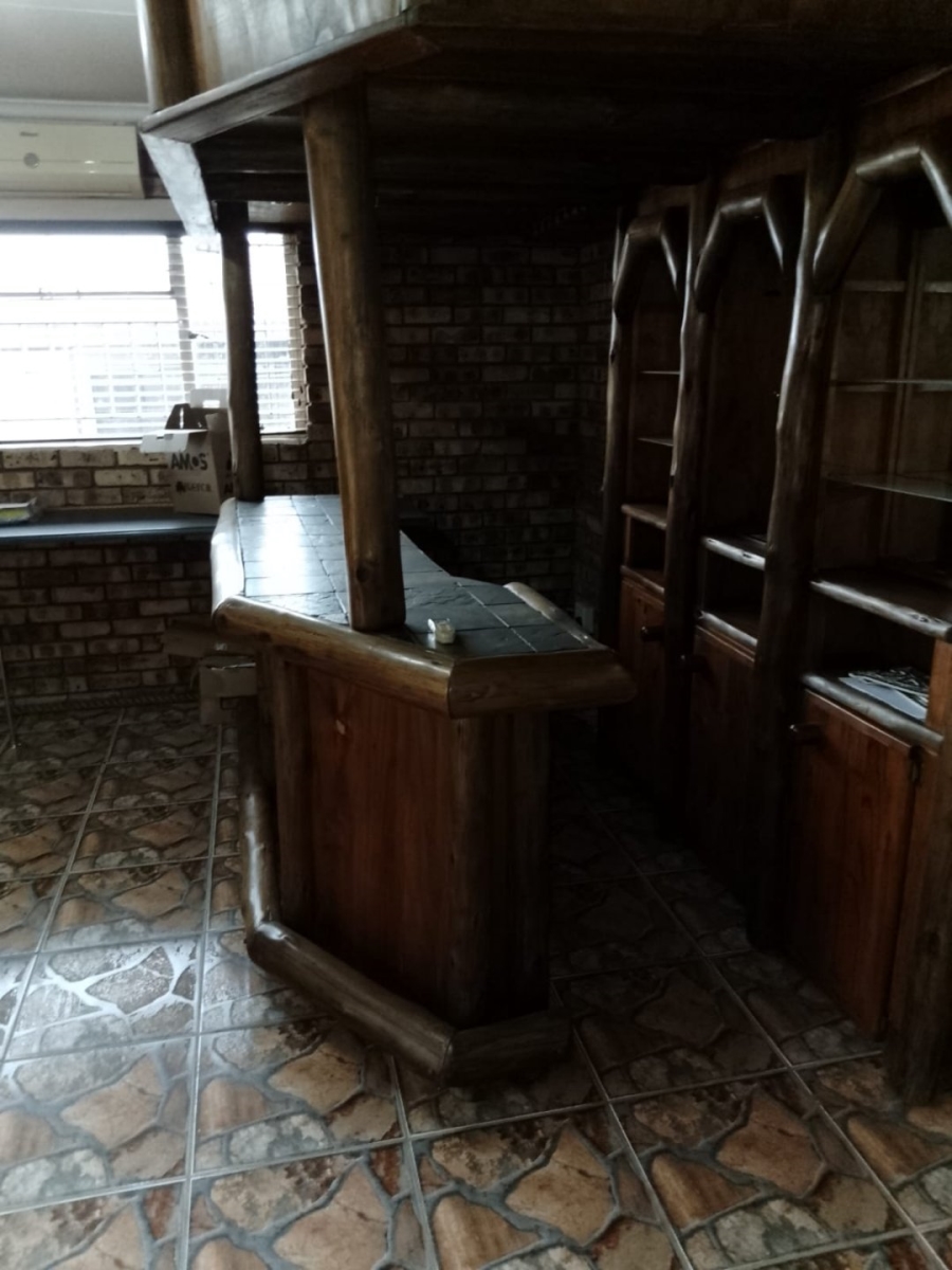3 Bedroom Property for Sale in Meiringspark North West